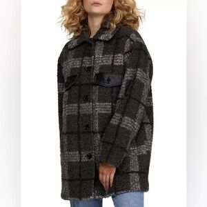 NVLT Shacket Plaid Faux Leather Trim Coat Berber teddy bear plaid sz lg